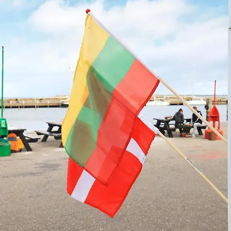 4 Person In R Sk Bing * Ærøskøbing