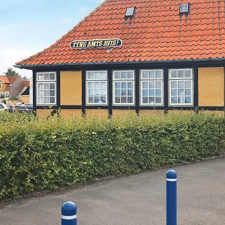 4 Person In R Sk Bing Ærøskøbing